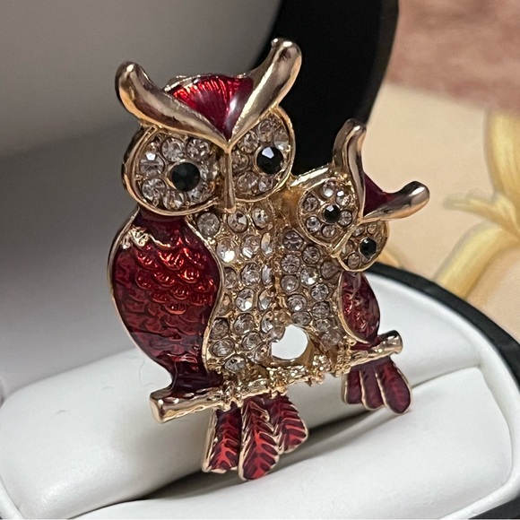 Rhinestone Owl Brooch Pin - Picture 4 of 7